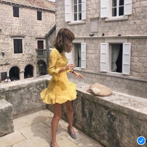 Realisation yellow dress see description - Picture 1 of 4
